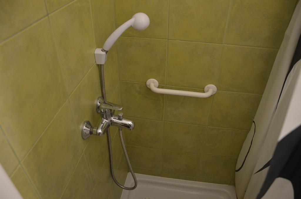 Studio Apartment Maestral Zagabria Esterno foto